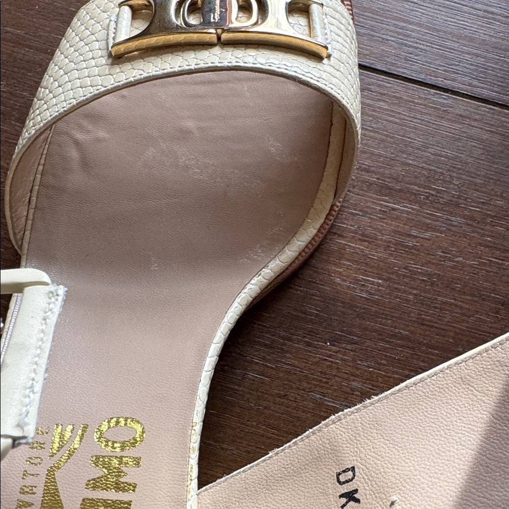 Sz 10 AA Ferragamo DK 06395 pale yellow gargano avorio calf Liz Prt sandals - Picture 10 of 17